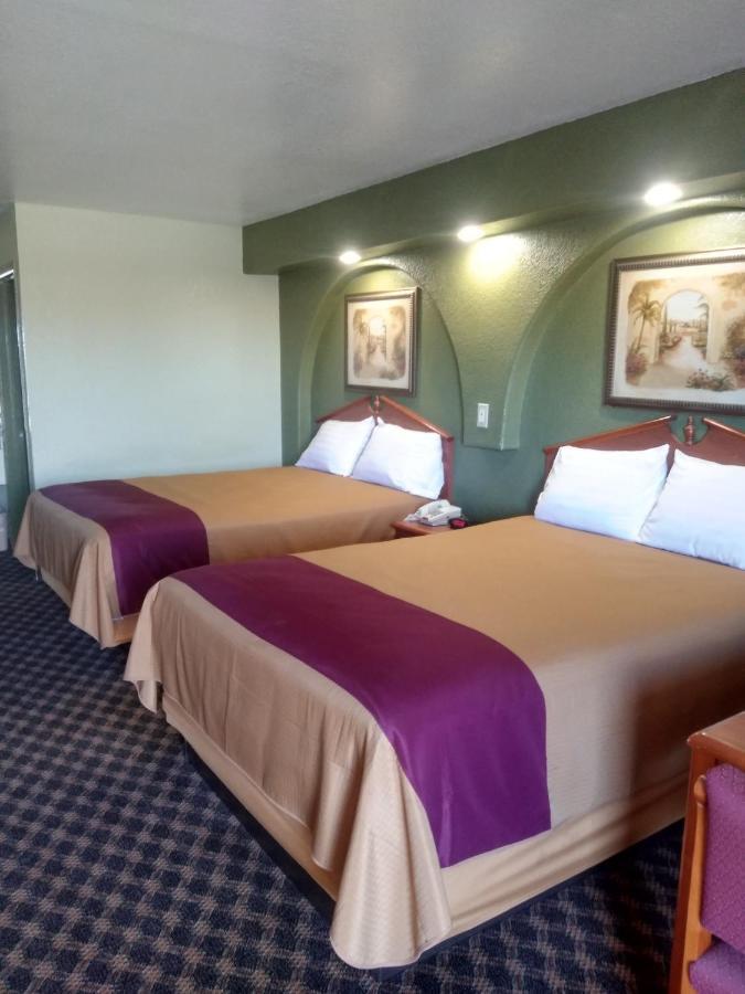 Budget Inn San Antonio Downtown I-10 East Exteriör bild