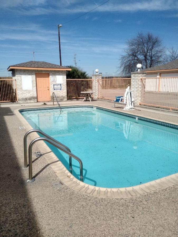 Budget Inn San Antonio Downtown I-10 East Exteriör bild